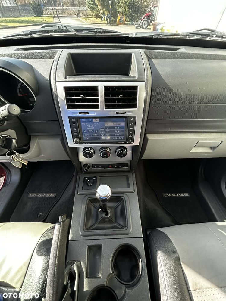 Dodge Nitro 2.8 CRD SE - 3