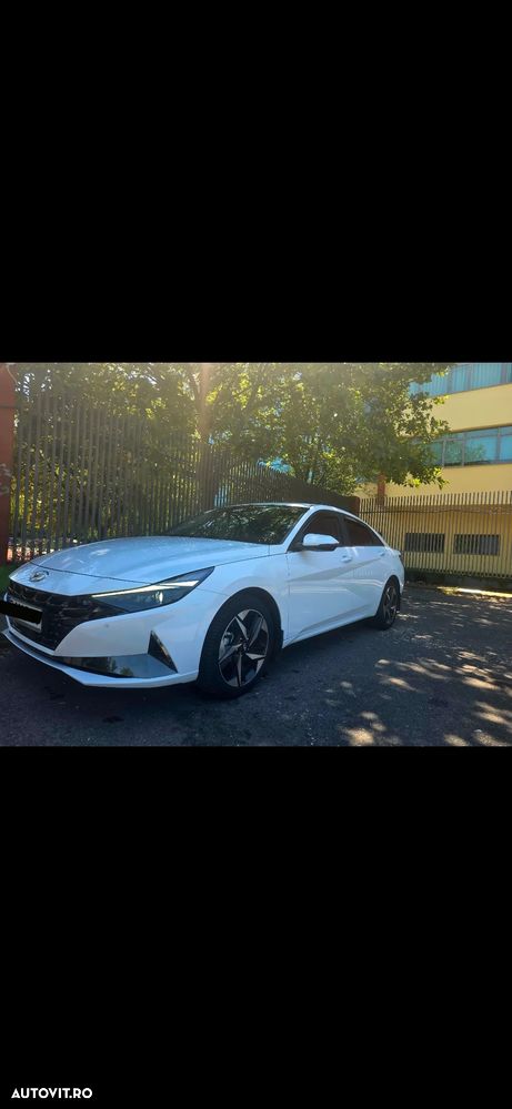 Hyundai Elantra 1.6 l 123 CP 6MT Exclusive - 1