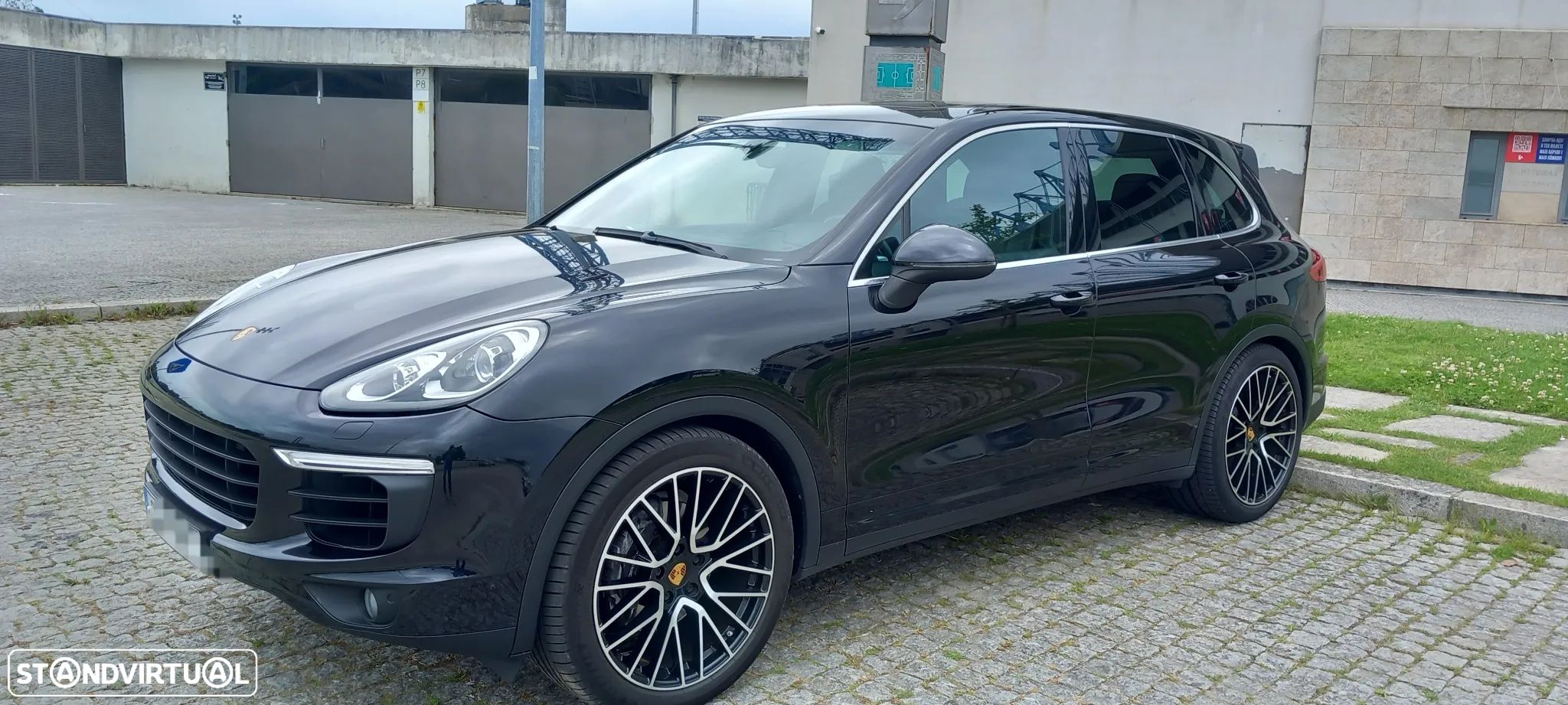 Porsche Cayenne Platinum Edition - 1