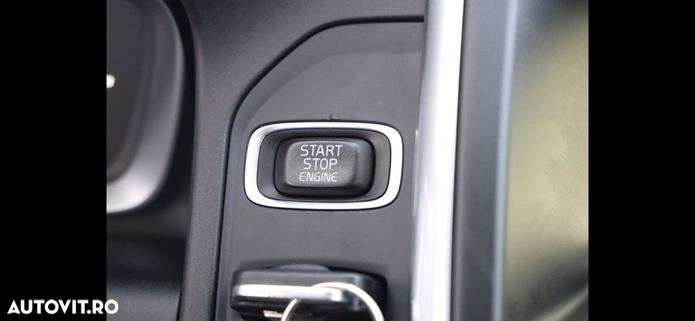 Volvo XC 60 D4 Geartronic Momentum - 5