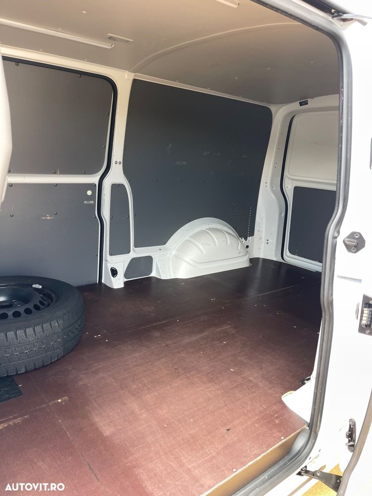 Volkswagen Transporter 2.0TDI  LUNG  2CULISANTE - 28