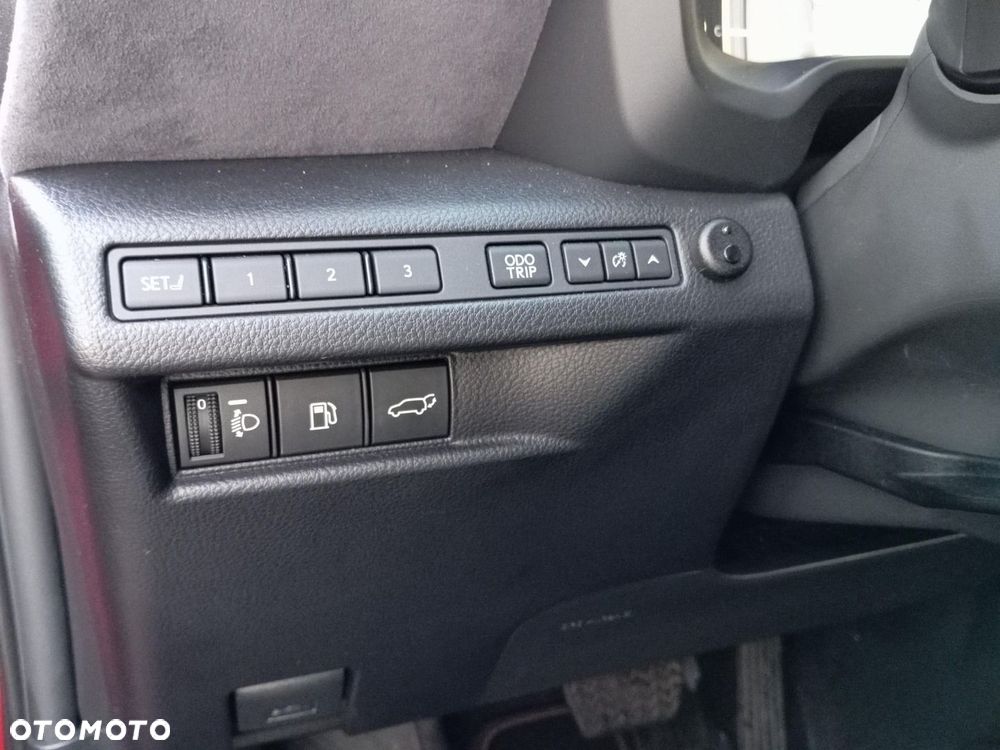 Lexus LBX 1.5 Hybrid Cool - 21