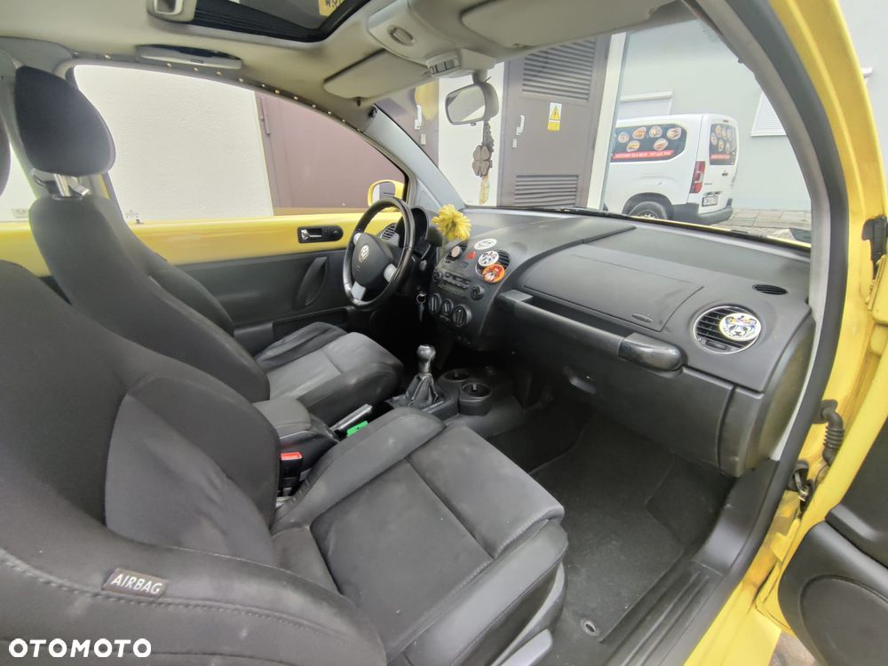 Volkswagen New Beetle 1.4 - 9
