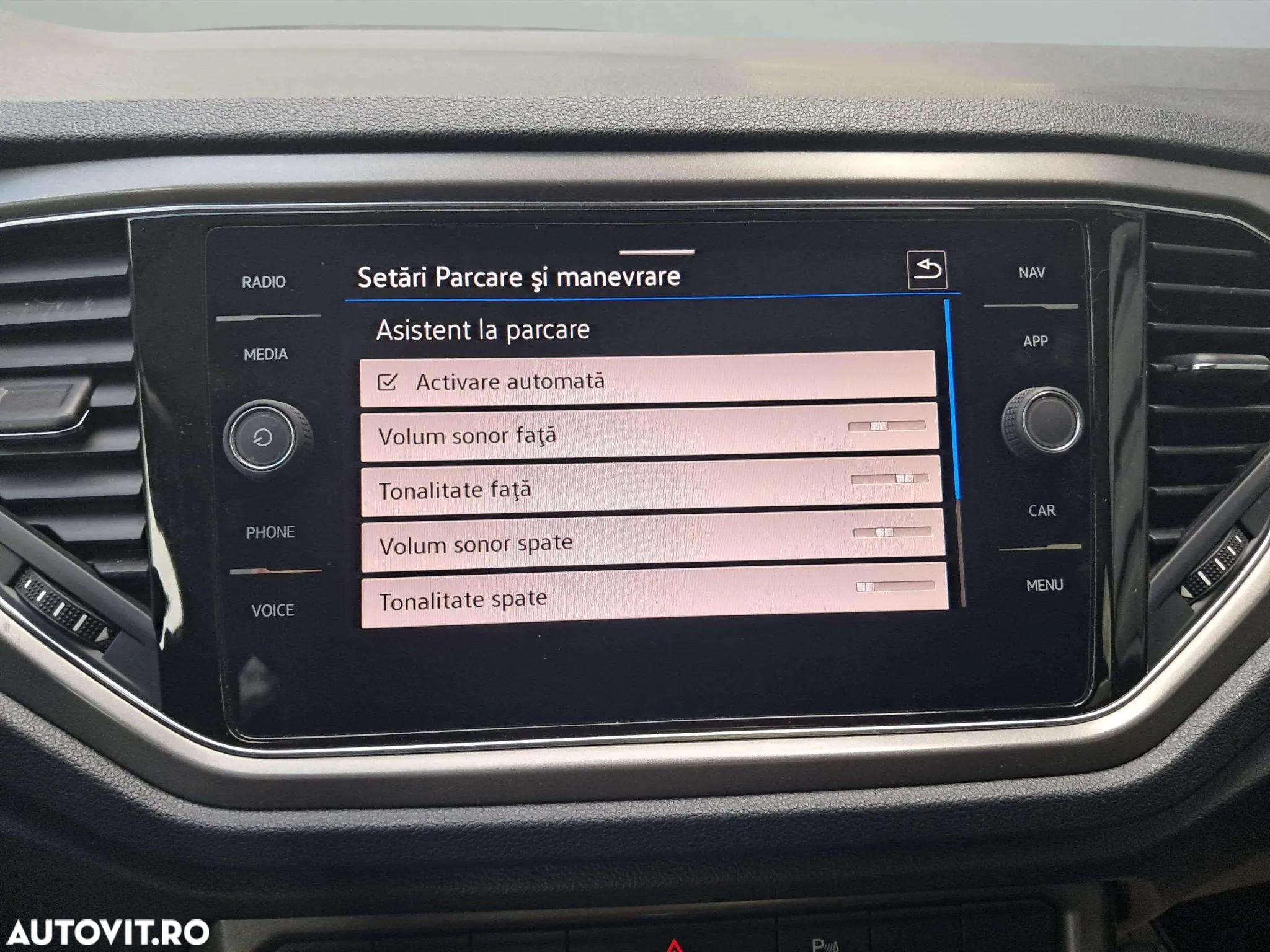Volkswagen T-ROC 2.0 TDI 4Mot DSG Design - 15