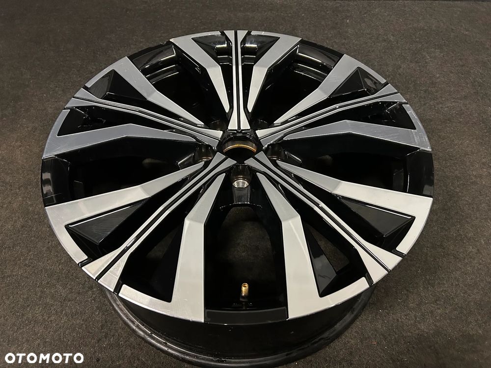Alufelga Renault Austral 20 cali 5x114,3 1szt. 403004261R - 2