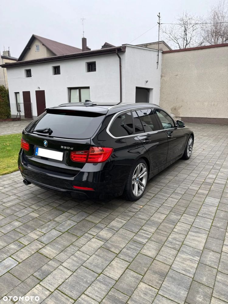 BMW Seria 3 330d Sport Line - 5