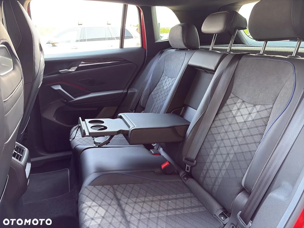 Volkswagen Tiguan - 27