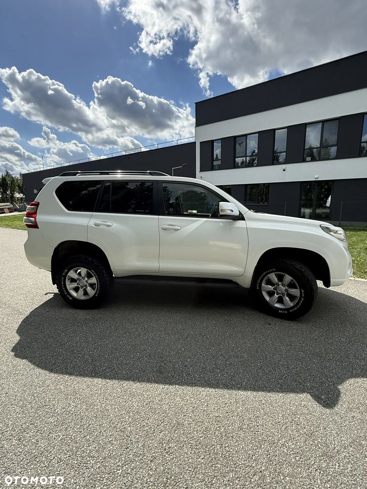 Toyota Land Cruiser LC 2.8 D-4D Prado - 8