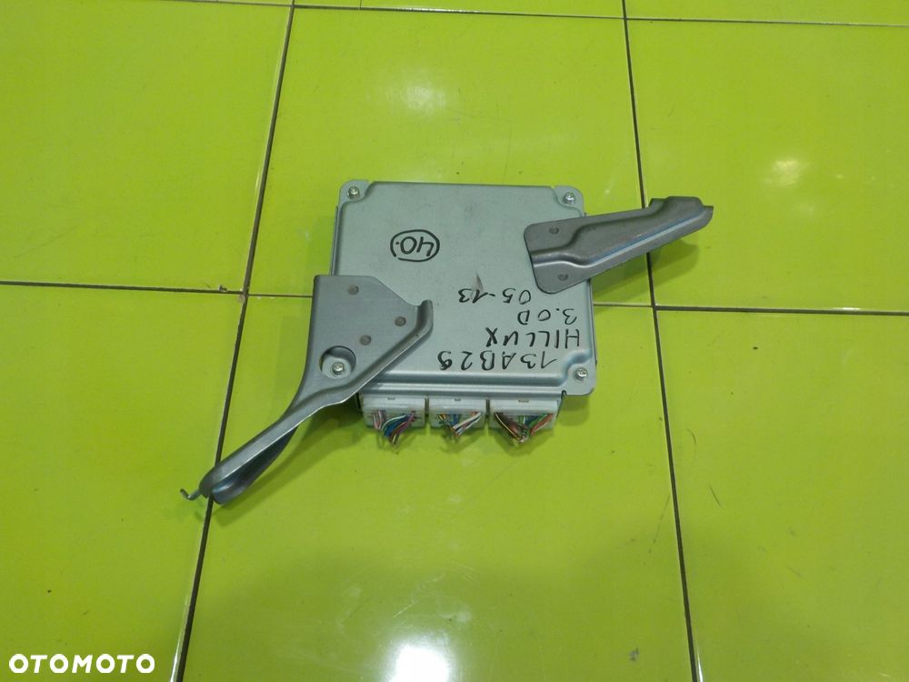 TOYOTA HILUX VII 3.0 D4D 08r modul skrzyni biegow 89530-71100 - 3