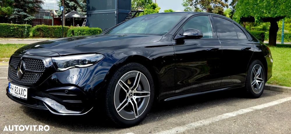 Mercedes-Benz E 220 d 4MATIC 9G-TRONIC Edition AMG Line - 3
