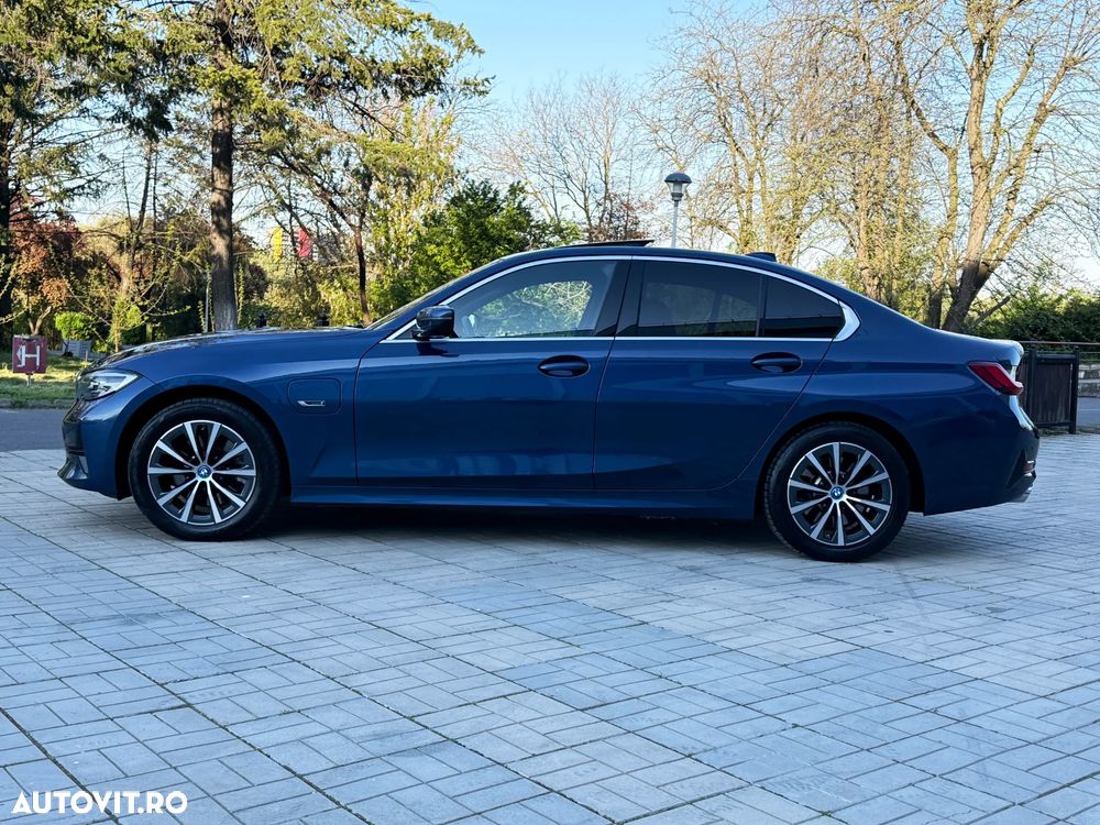 BMW Seria 3 320e Aut. Sport Line - 10