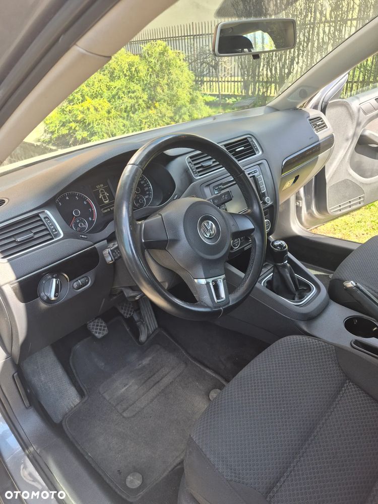 Volkswagen Jetta 1.4 TSI Comfortline - 15