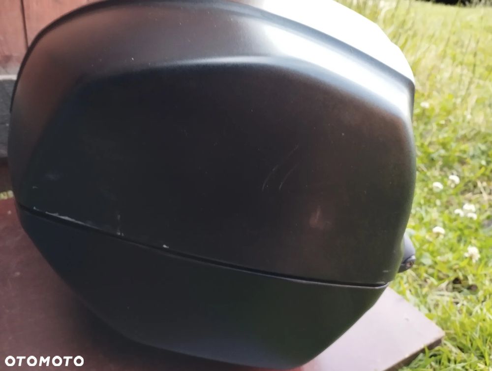 Yamaha FJR 1300 kufer centralny - 4