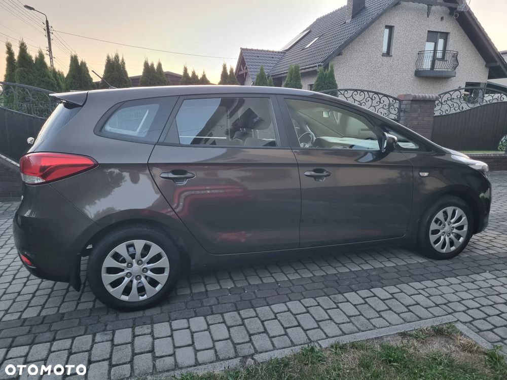 Kia Carens 1.7 CRDi 115 Fifa World Cup Edition - 8