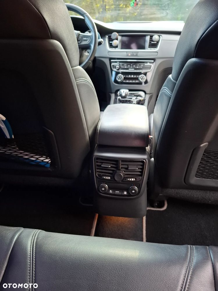Peugeot 508 RXH 2.0 HDi HYbrid4 - 13