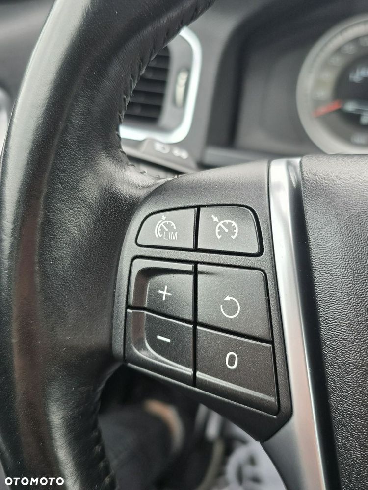 Volvo S60 - 30