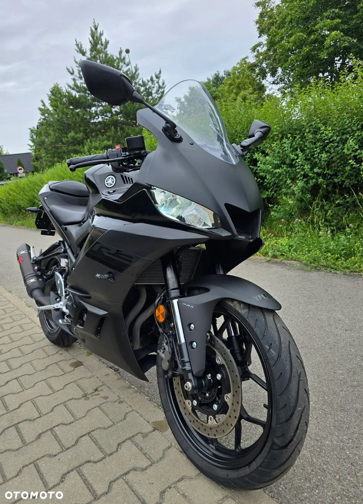 Yamaha R3 - 11