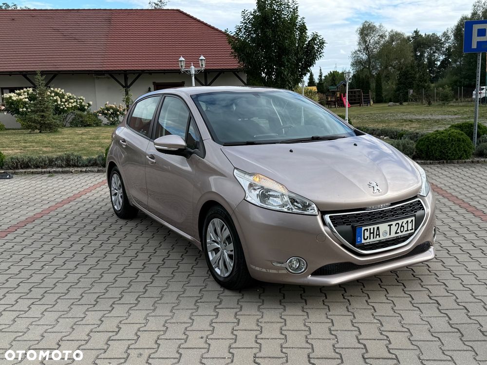 Peugeot 208 1.4 VTi Allure - 2