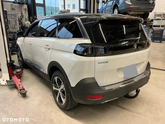 Peugeot 5008 1.2 PureTech GT Pack S&S EAT8 - 6