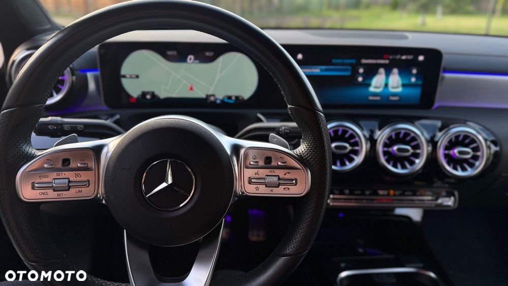 Mercedes-Benz Klasa A 200 7G-DCT AMG Line - 14