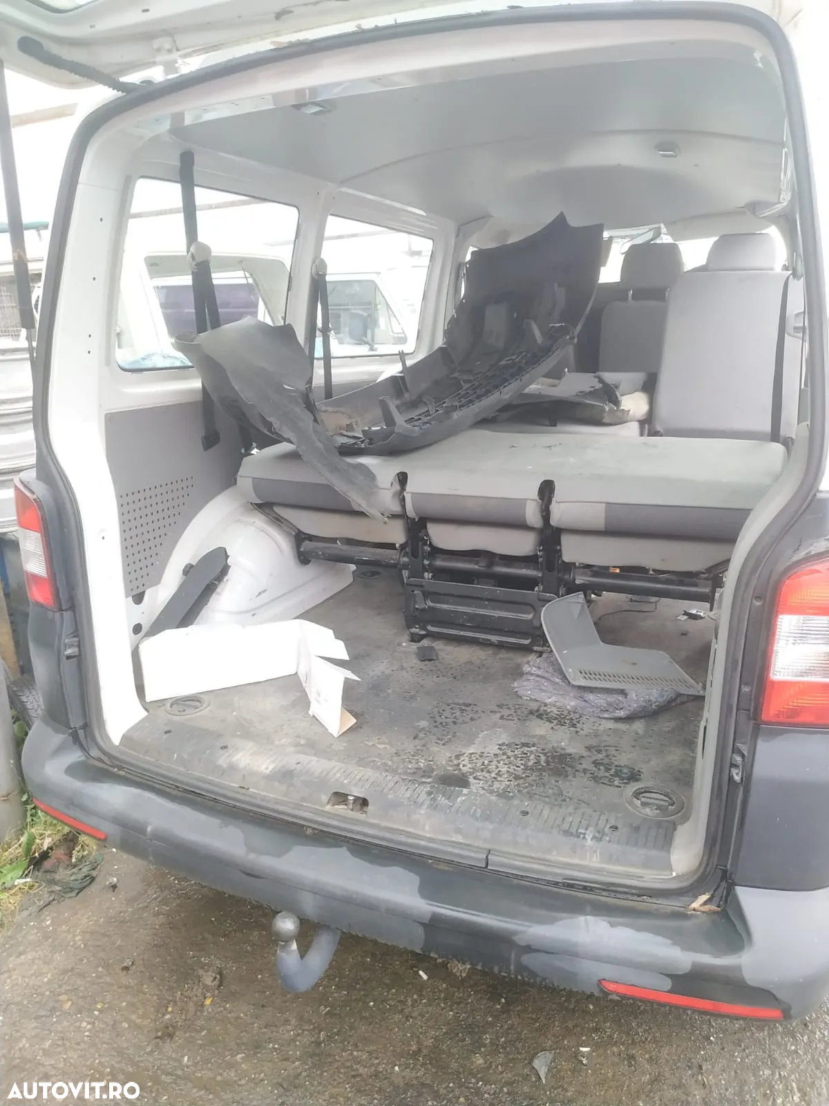Volkswagen VW T5 2,0 tdi - 4