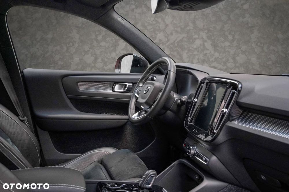 Volvo XC 40 T5 Twin Engine DKG R-Design - 14