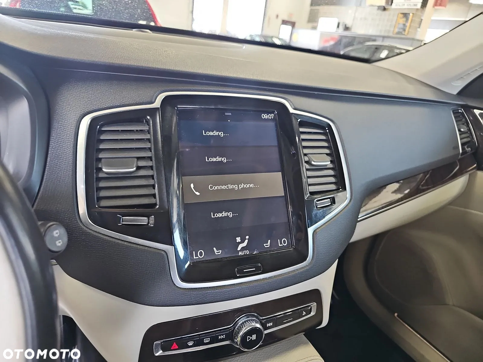 Volvo XC 90 T6 AWD Momentum 7os - 17