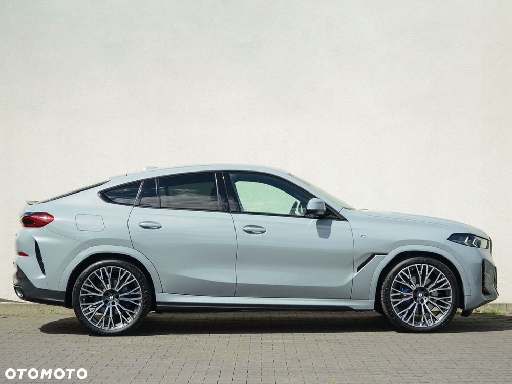BMW X6 - 12