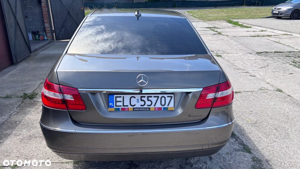 Mercedes-Benz Klasa E 200 CDI Elegance - 6