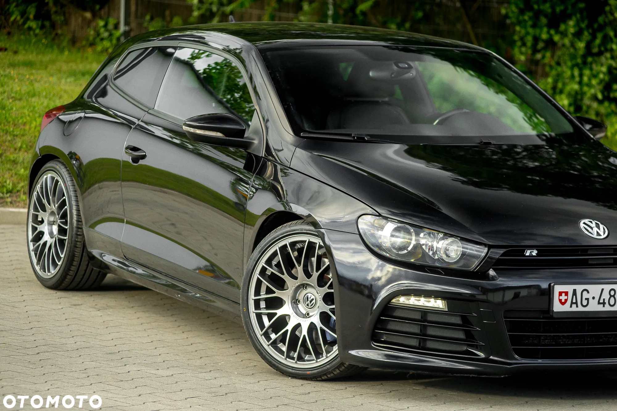 Volkswagen Scirocco 2.0 TSI R DSG - 2