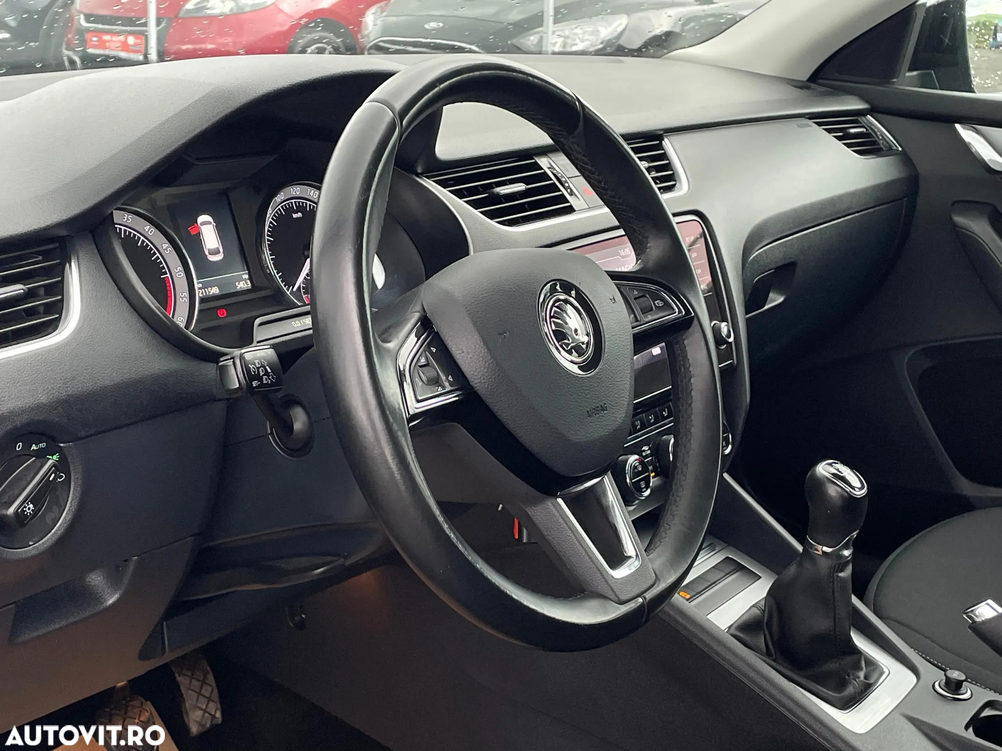 Skoda Octavia Combi Diesel 1.6 TDI Style - 12
