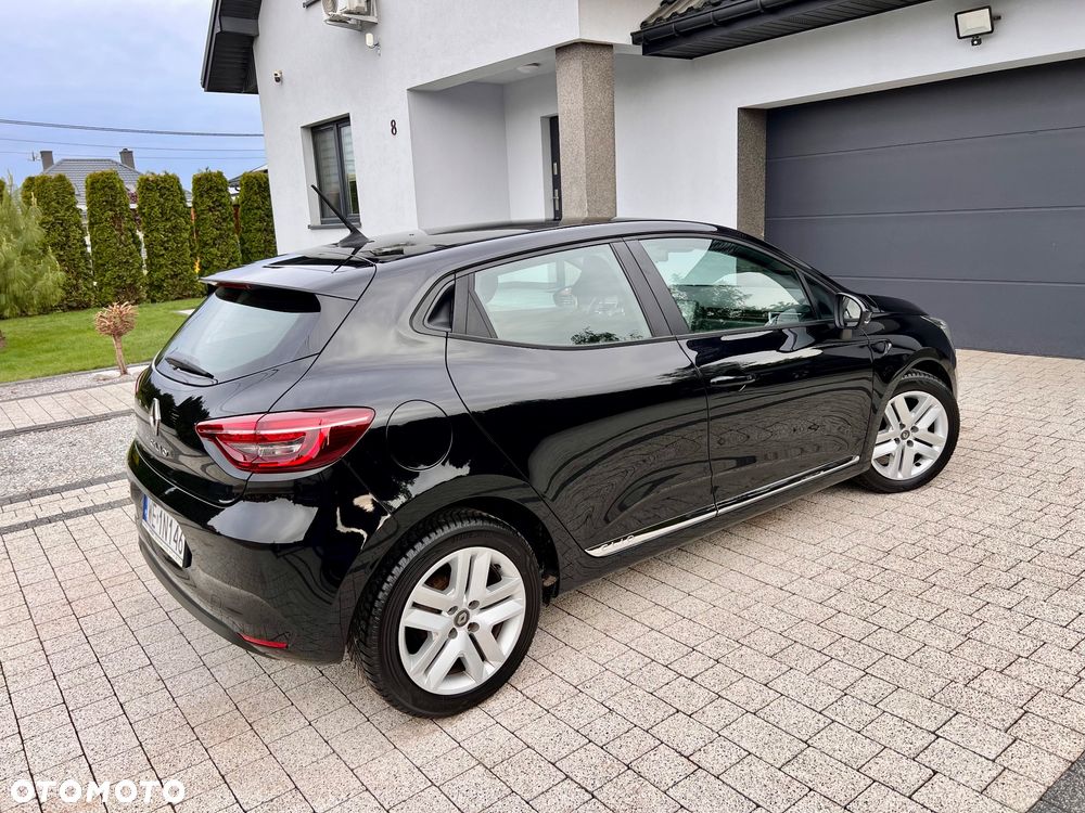 Renault Clio - 23