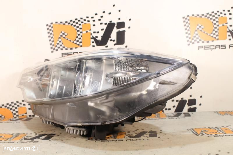 Ótica Esquerda BMW Serie 4 - 7387541 / 03012827100 / 7 387 541 - Xenon - 2