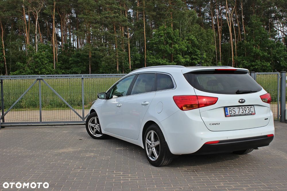 Kia Ceed 1.6 CRDi L Business Line - 25