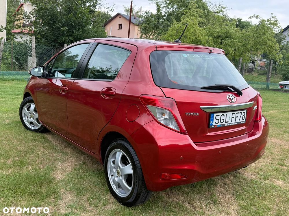 Toyota Yaris 1.33 VVT-i - 4