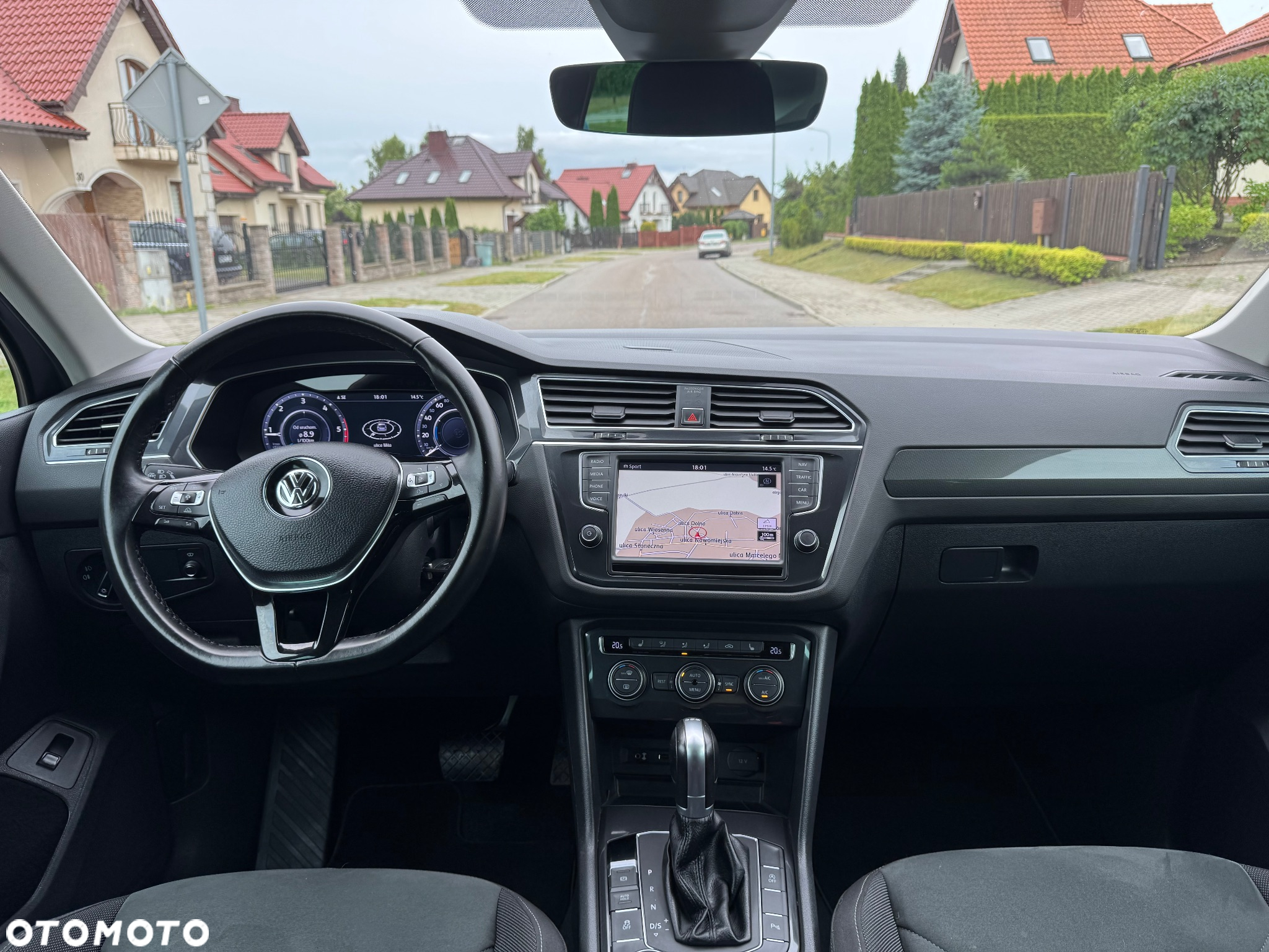 Volkswagen Tiguan - 21