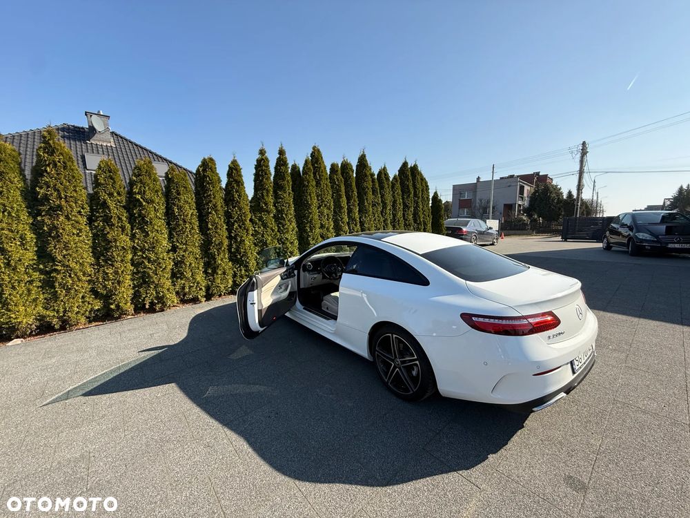 Mercedes-Benz Klasa E 220 d 4-Matic 9G-TRONIC - 5
