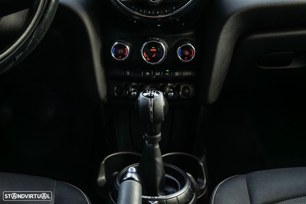 MINI 5 Portas One D - 24