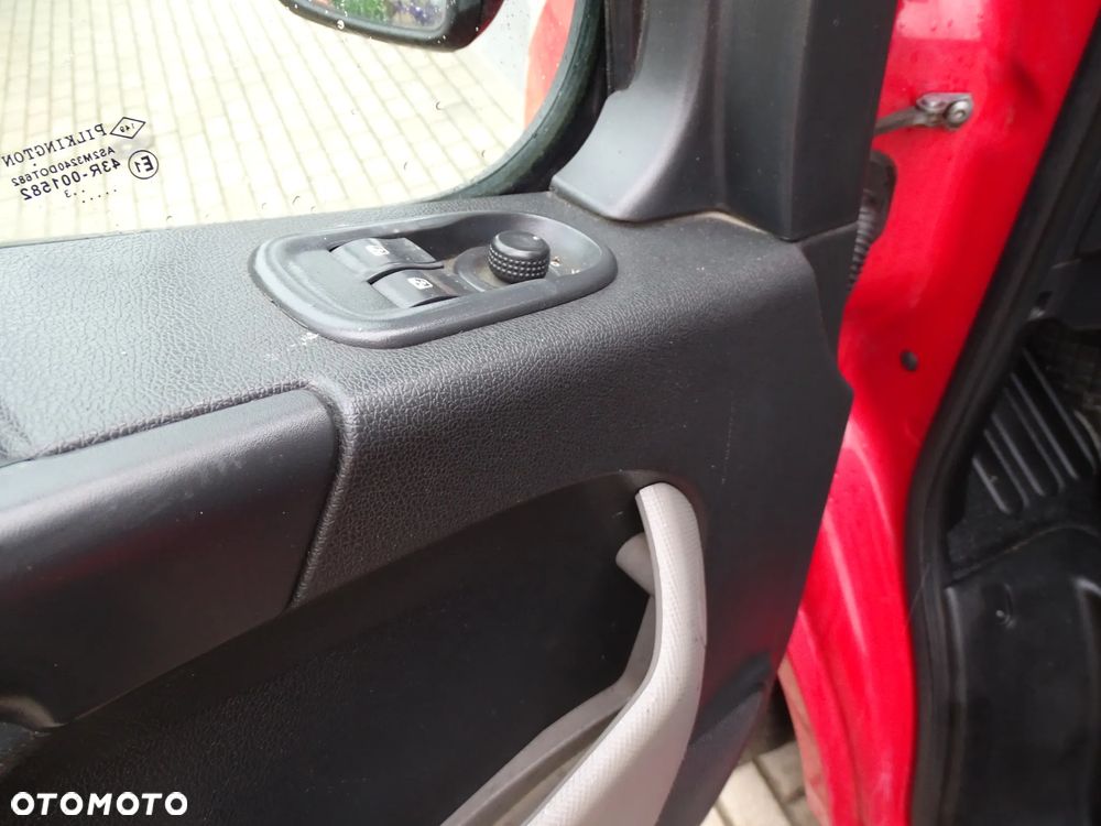 Opel Movano 2,3 dti 125 koni L4 H3 MAXI -JUMBO , zarejestrowany i ubezpieczony. - 12