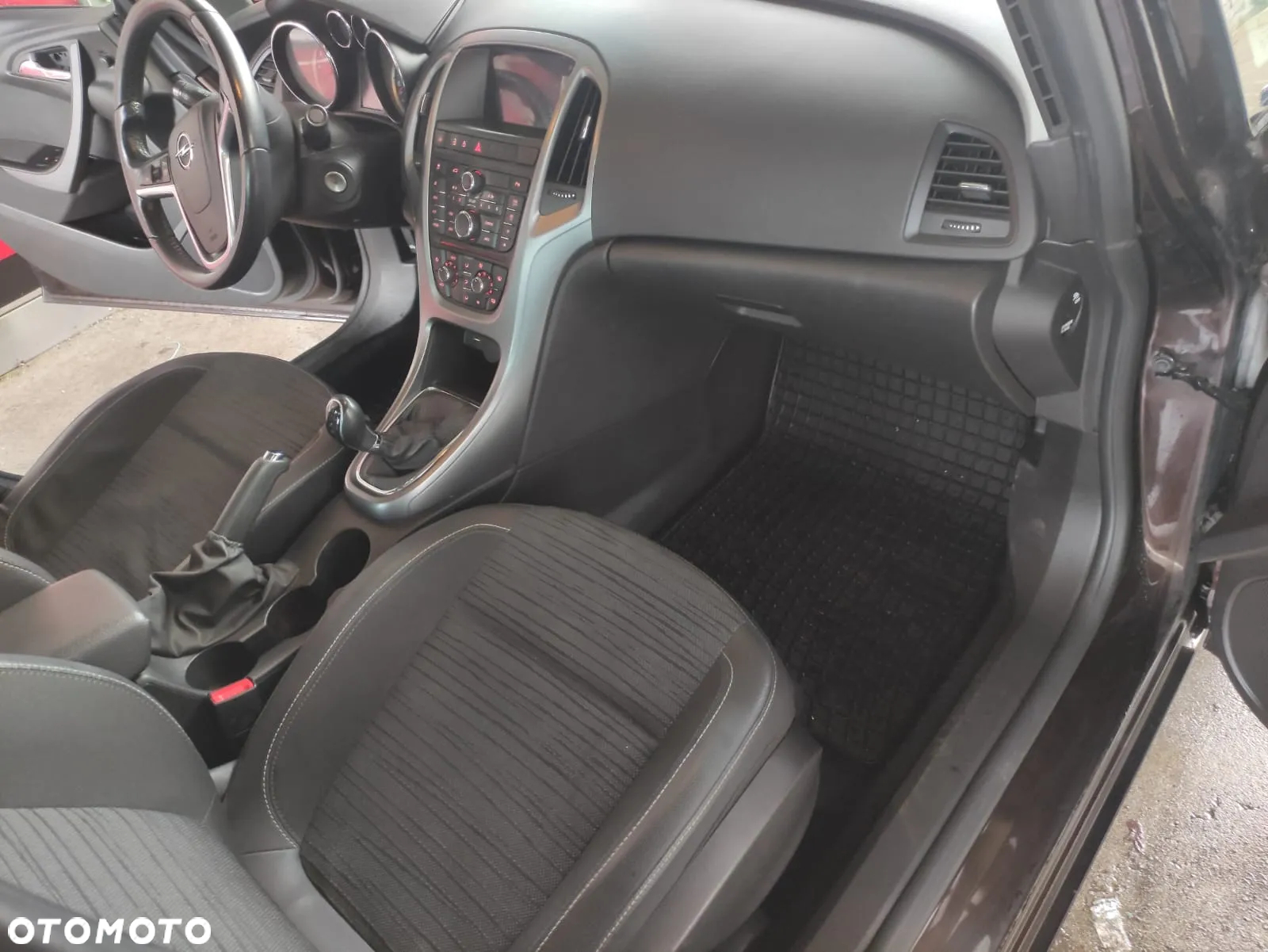 Opel Astra IV 1.4 T Business S&S EU6 - 9