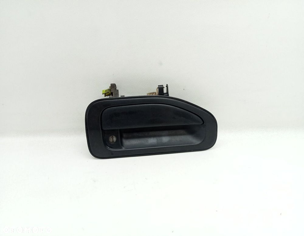 KLAMKA PRAWA PRZEDNIA MITSUBISHI FUSO CANTER 06- - 1