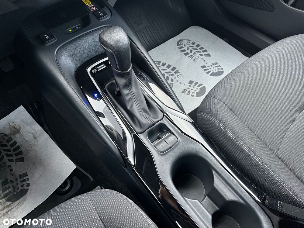 Toyota Corolla 1.8 Hybrid Comfort - 16