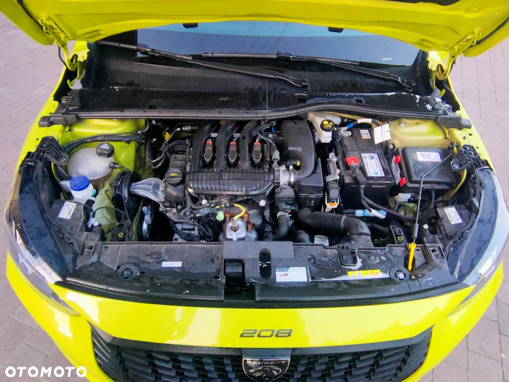 Peugeot 208 1.2 PureTech Style S&S - 12