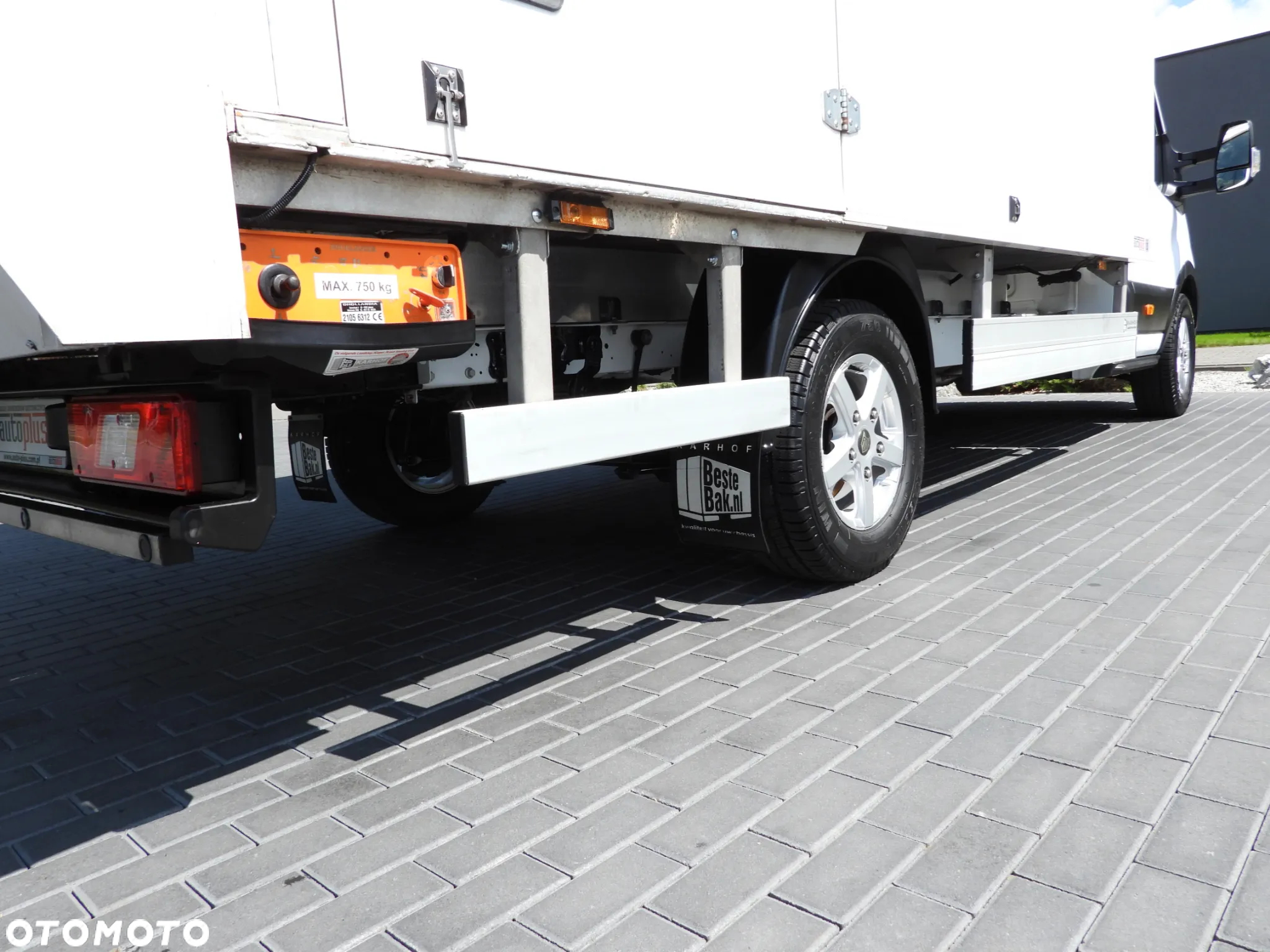 Ford TRANSIT  KONTENER WINDA 8 PALET TEMPOMAT LEDY KLIMATYZACJA 130KM [ G31822 ] - 18