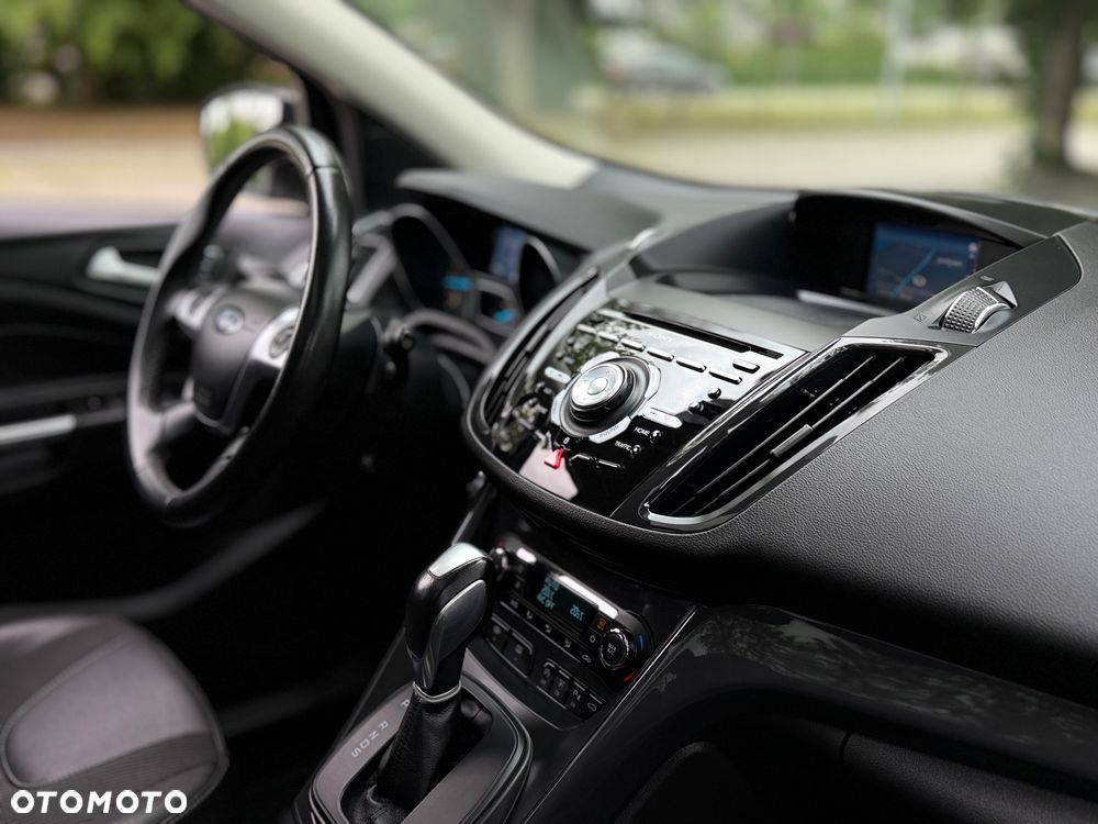 Ford Kuga 2.0 TDCi 4x4 Titanium - 11