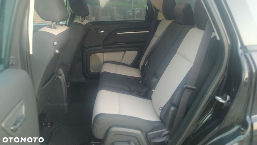 Dodge Journey - 11