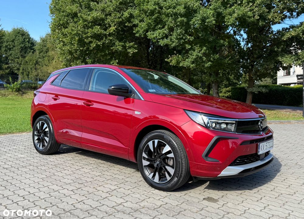 Opel Grandland X 1.2 T GPF Design&Tech S&S - 2