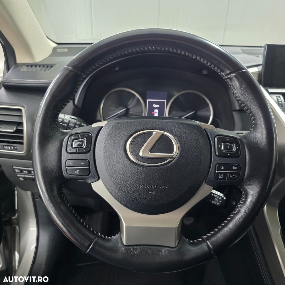 Lexus Seria NX 300h Business Line - 26
