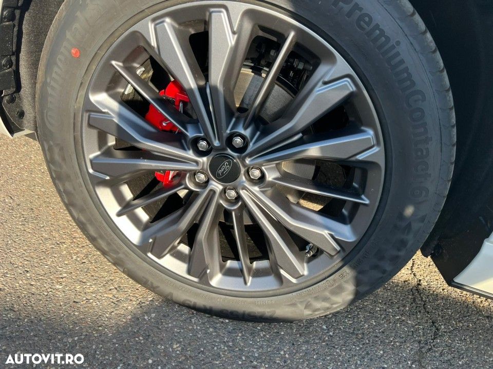 Ford Kuga - 9