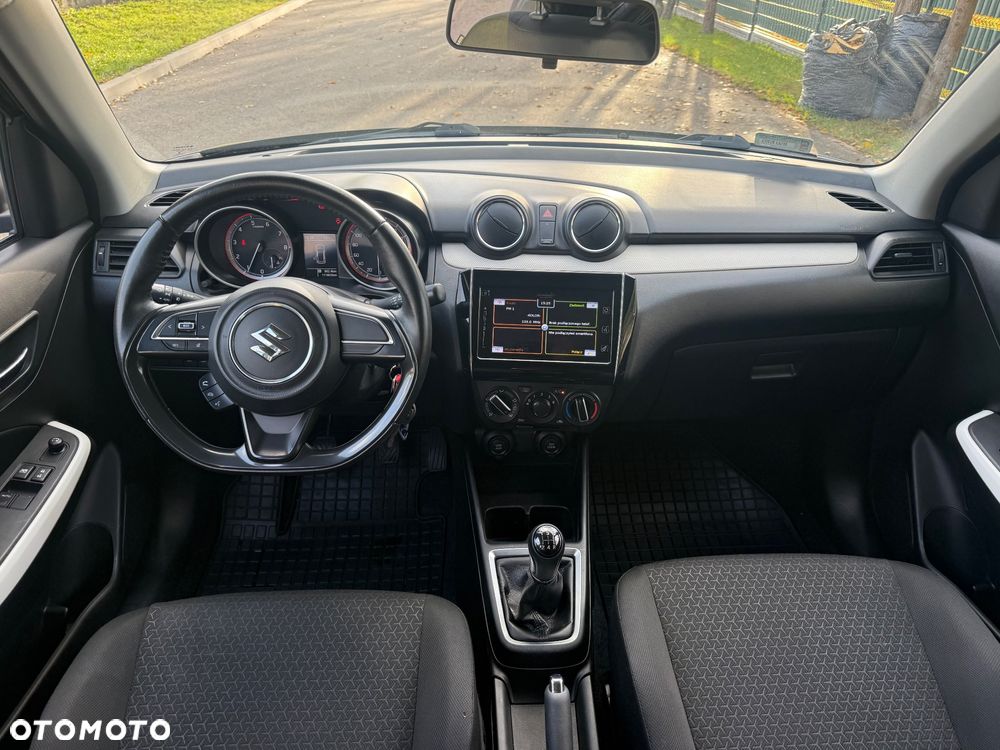 Suzuki Swift 1.2 Premium - 8